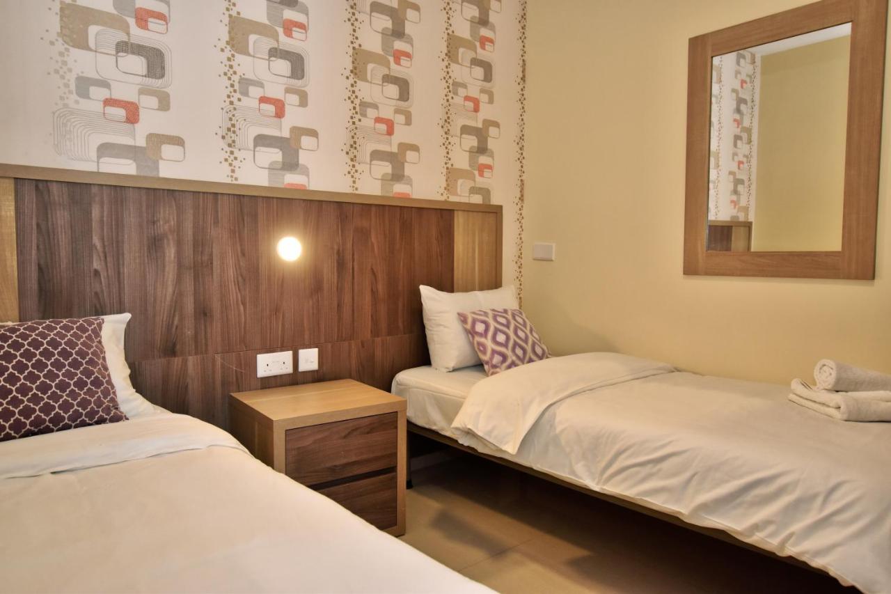 101 Moroni By Cast Renting Lejlighed Gzira Eksteriør billede