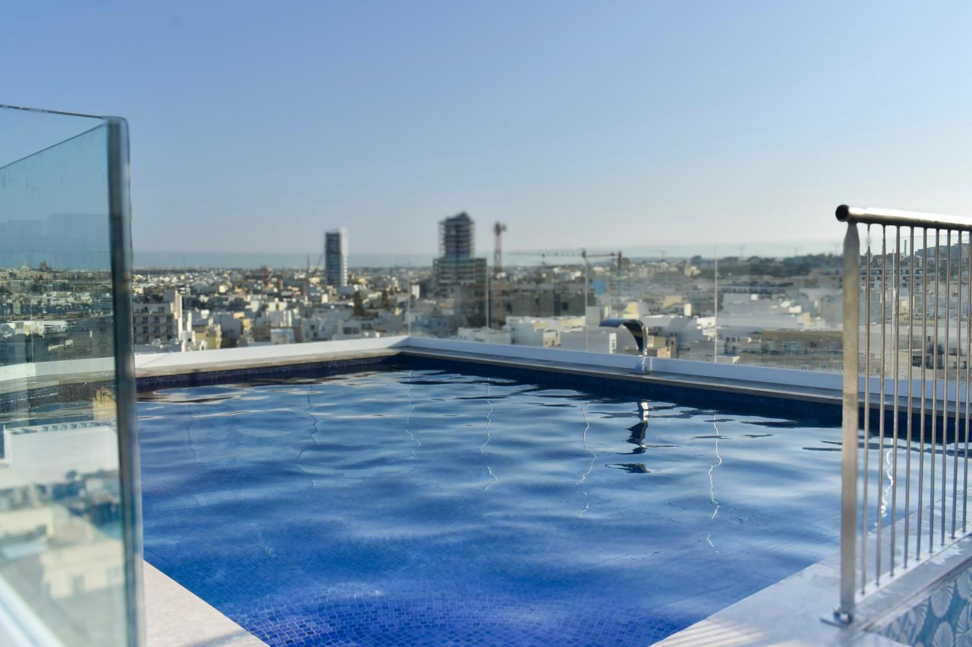 101 Moroni By Cast Renting Lejlighed Gzira Eksteriør billede